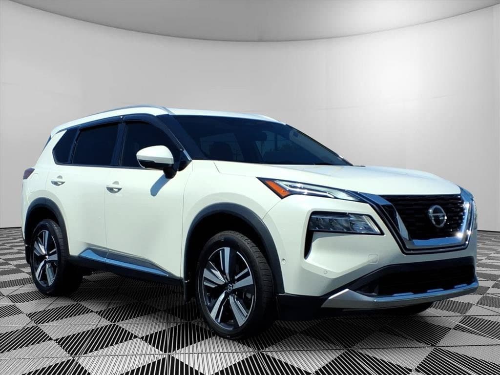 2021 Nissan Rogue Platinum — photo 1 of 31