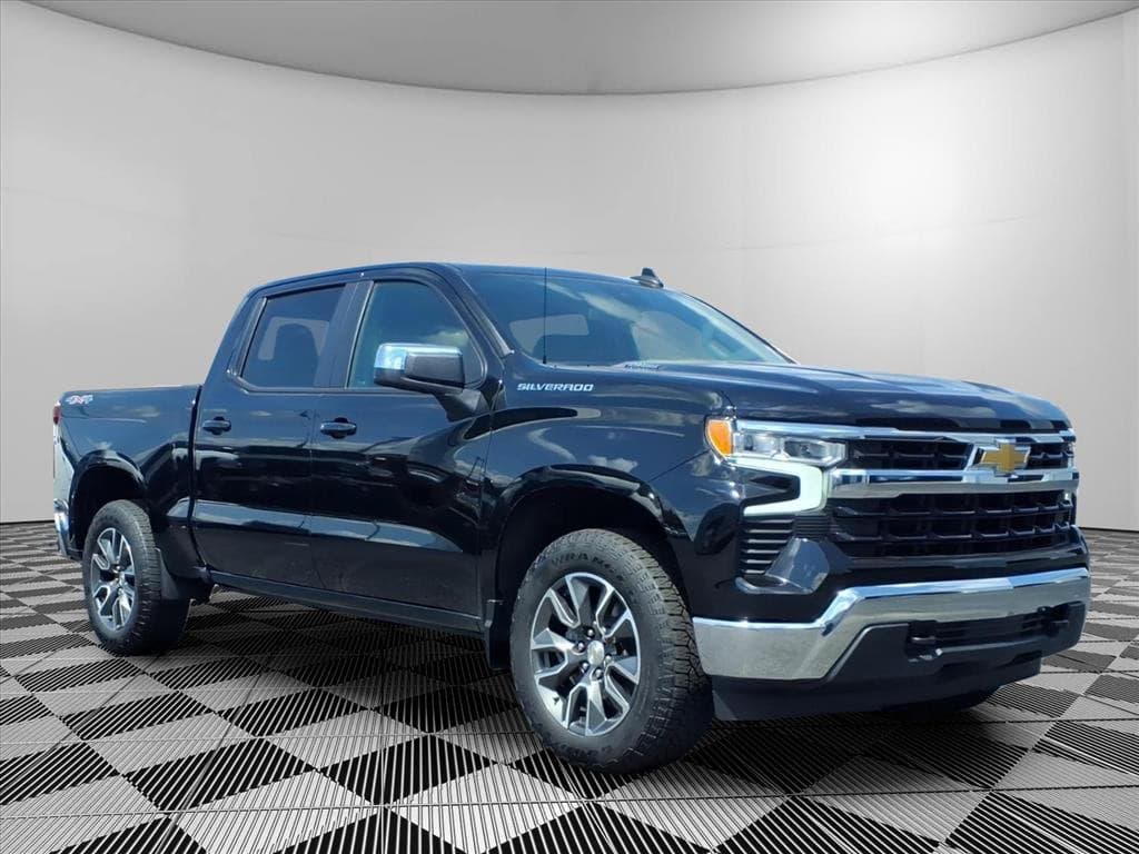 2024 Chevrolet Silverado 1500 LT — photo 1 of 30
