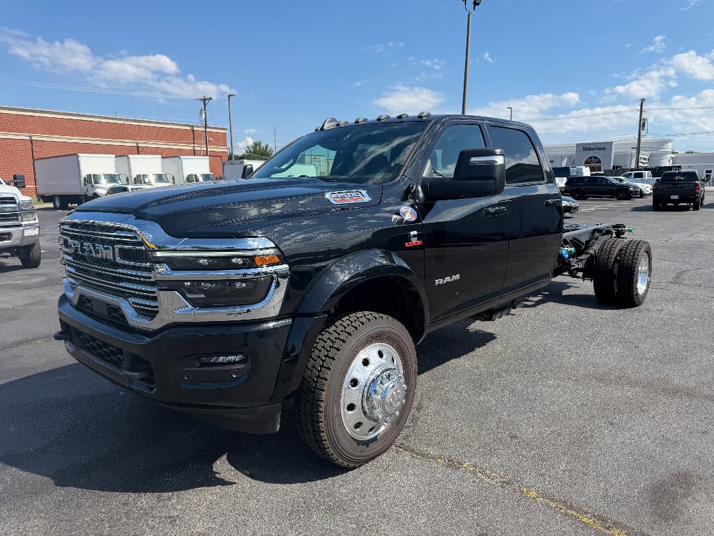 2026 RAM 4500 Chassis Cab Big Horn — photo 1 of 29