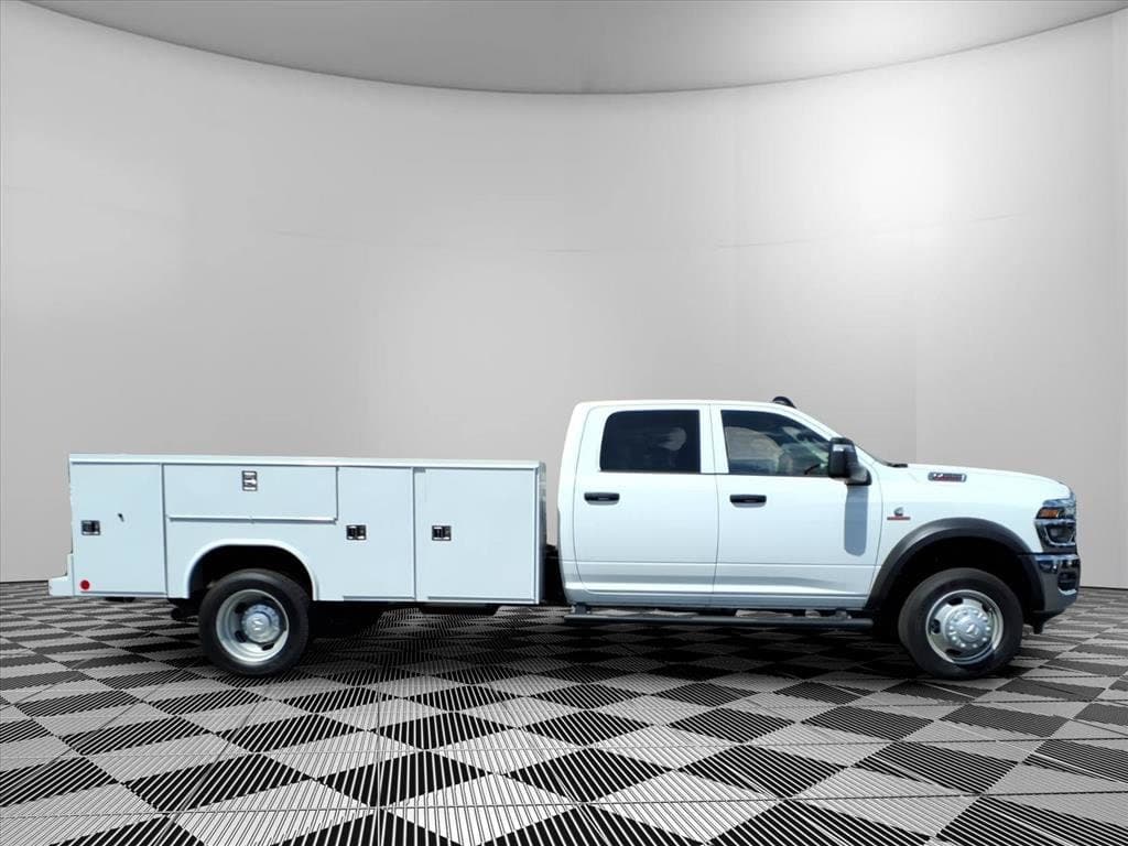 2026 RAM 5500 Chassis Cab Tradesman — photo 1 of 25