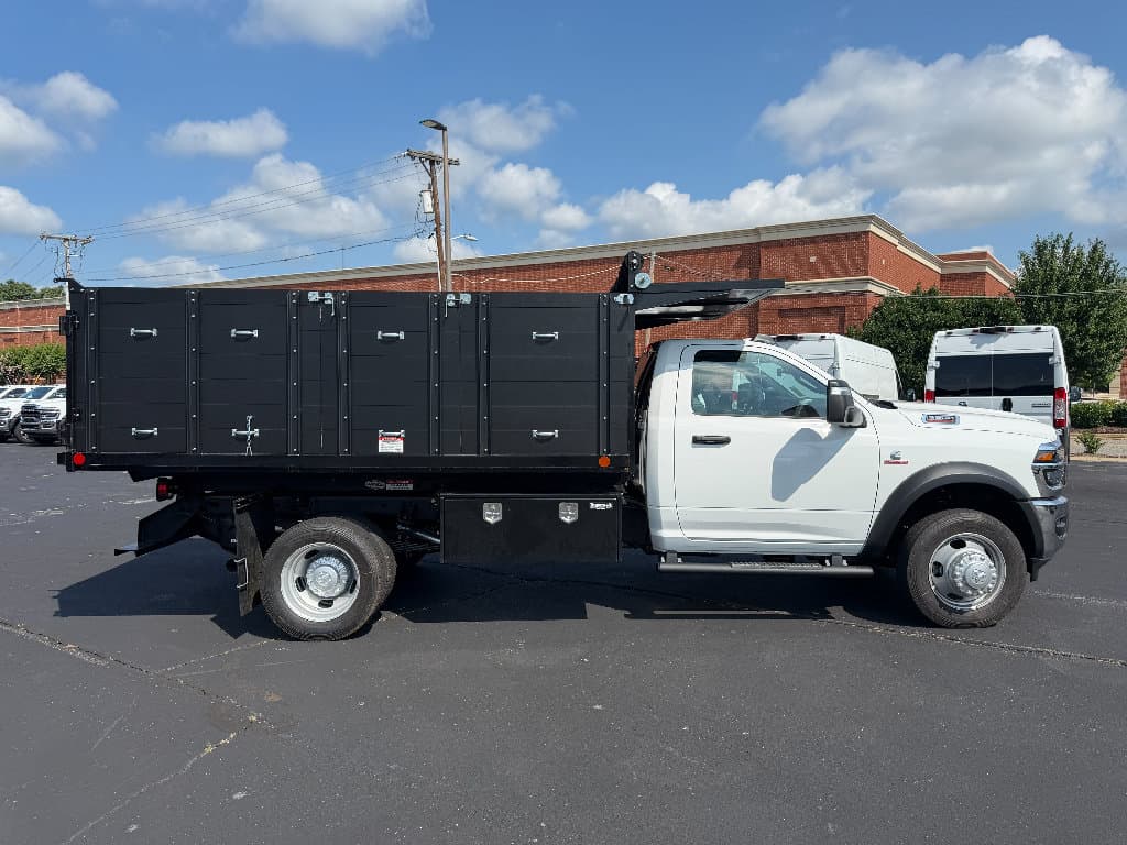 2026 RAM 5500 Chassis Cab Tradesman — photo 1 of 25