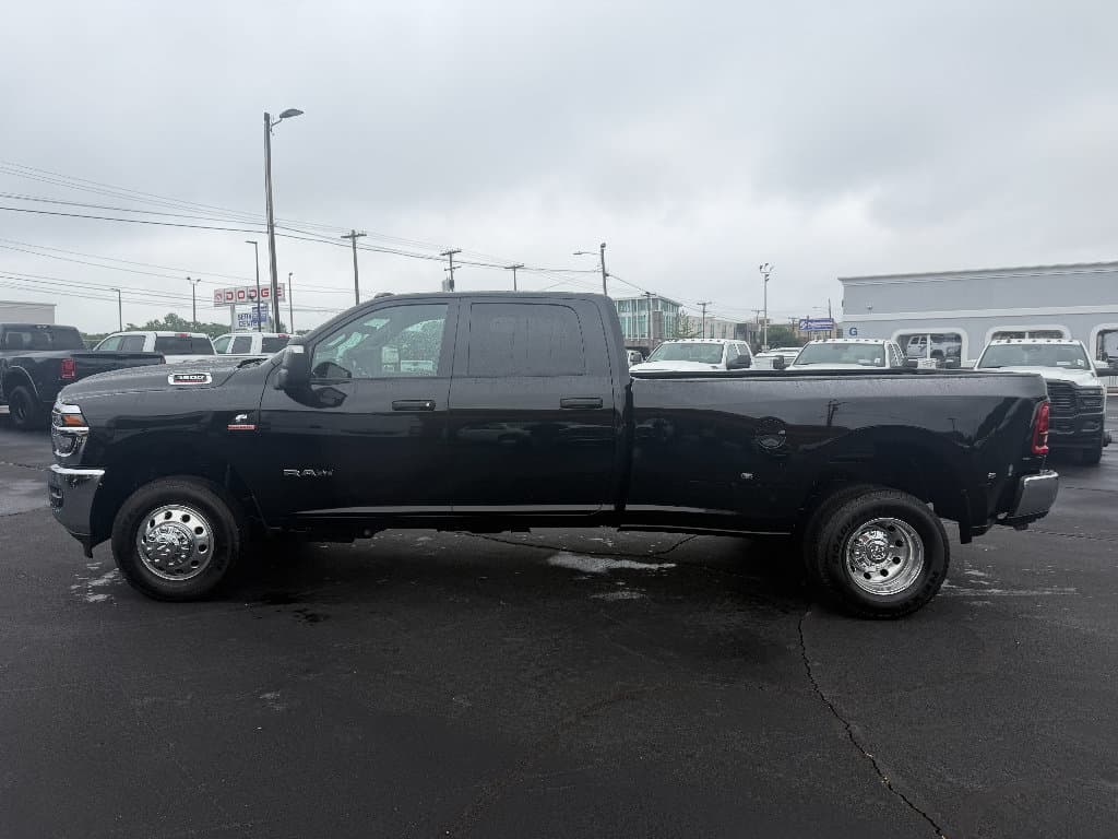 2026 RAM 3500 Big Horn — photo 1 of 15