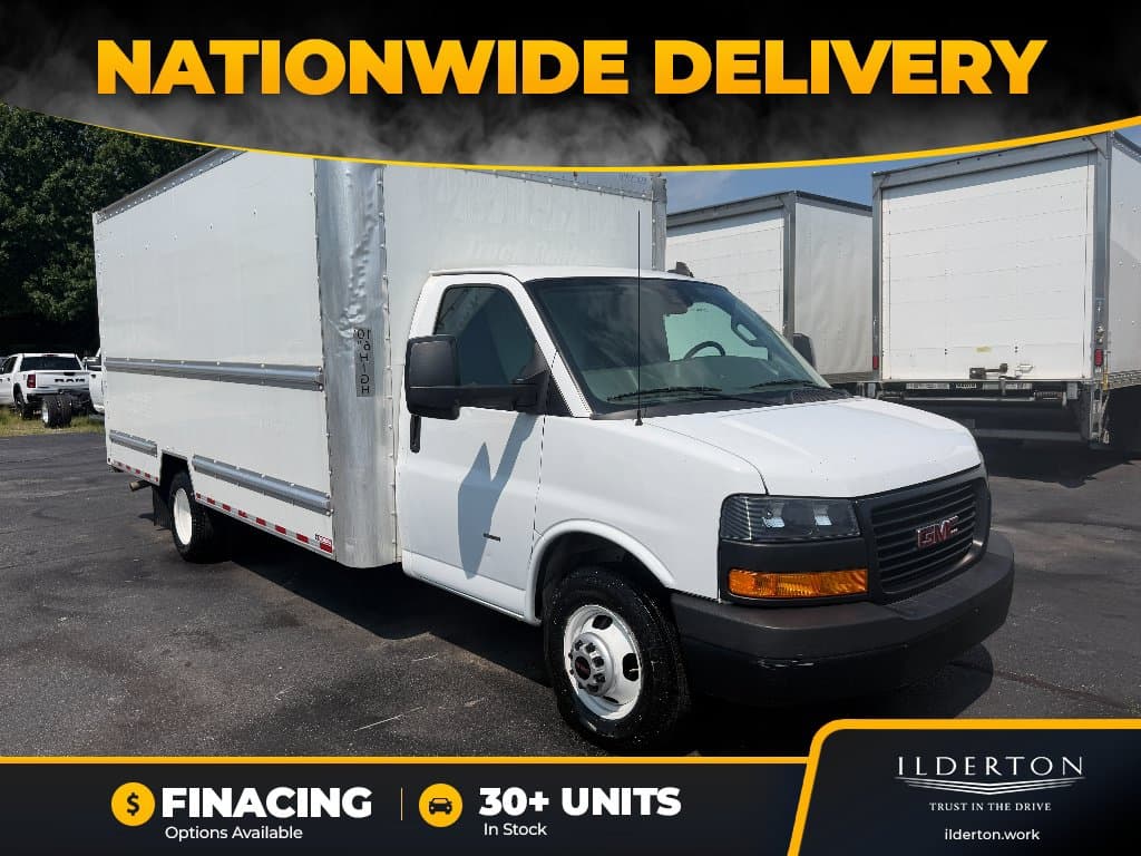 2021 GMC Savana Commercial Cutaway Base — photo 1 of 23