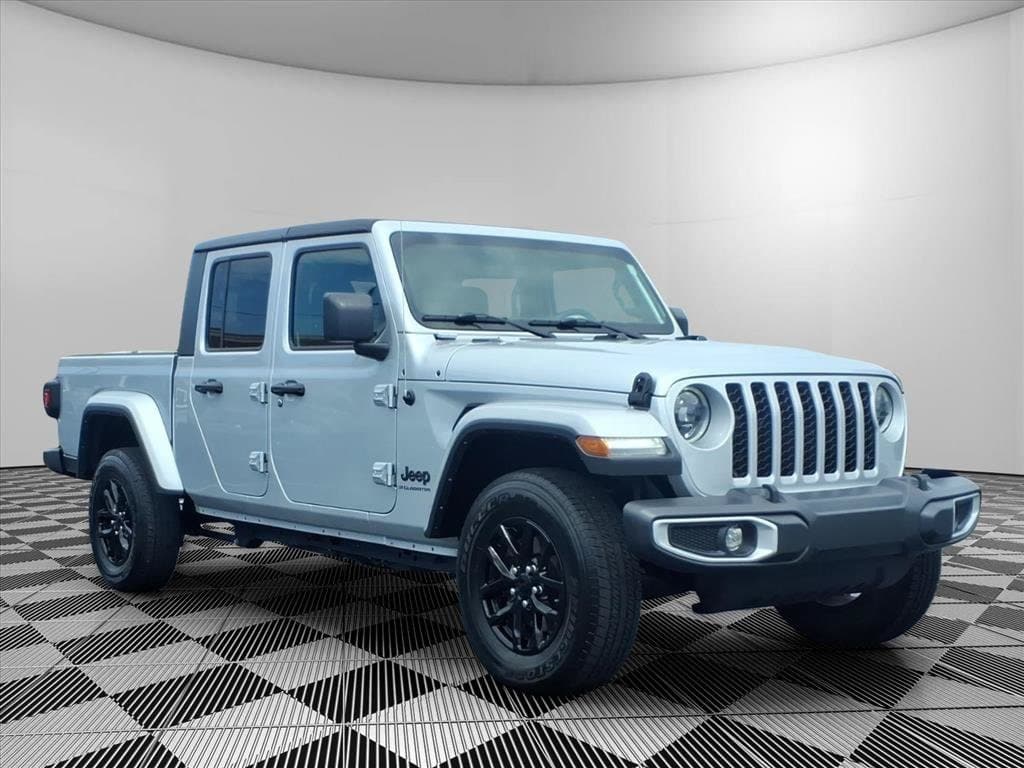 2023 Jeep Gladiator Sport — photo 1 of 30