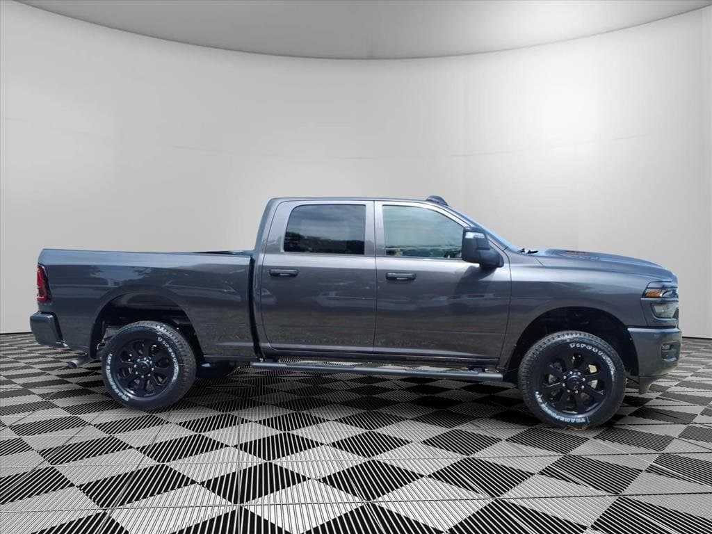 2026 RAM 2500 Black Express — photo 1 of 25