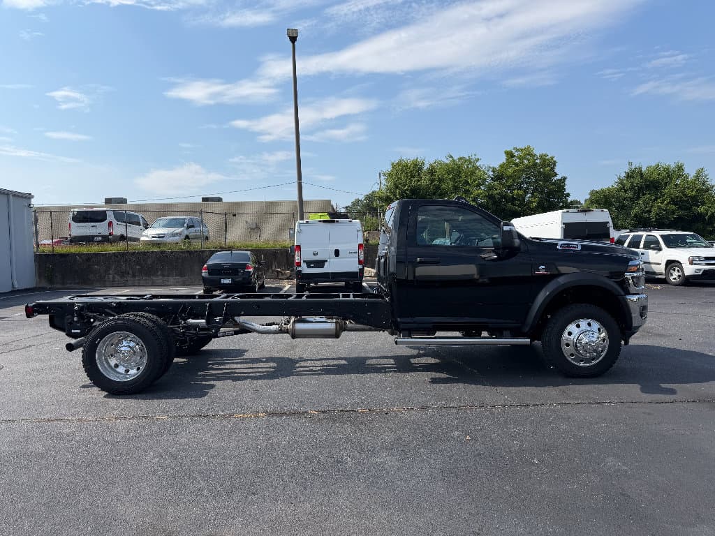 2026 RAM 5500 Chassis Cab Tradesman — photo 1 of 22