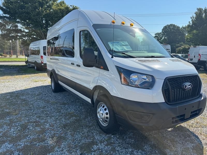 2026 Ford Transit Passenger Wagon XL — photo 1 of 20