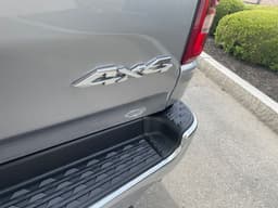 Extra Photo