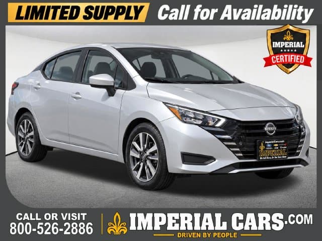 2025 Nissan Versa Base — photo 1 of 13