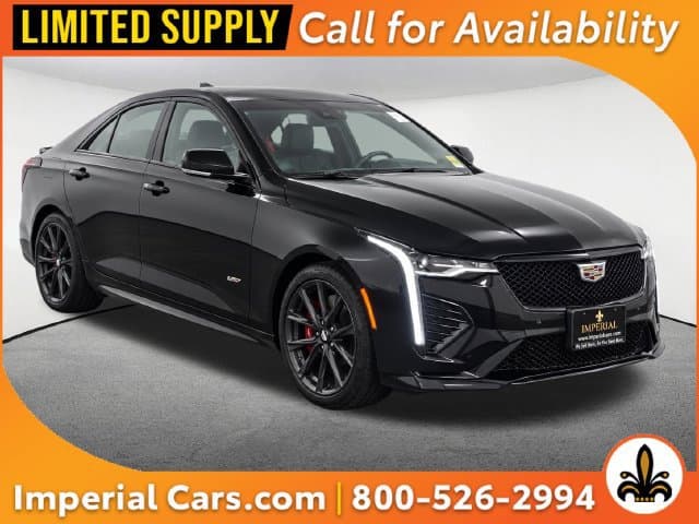 2022 Cadillac CT4-V Base — photo 1 of 13