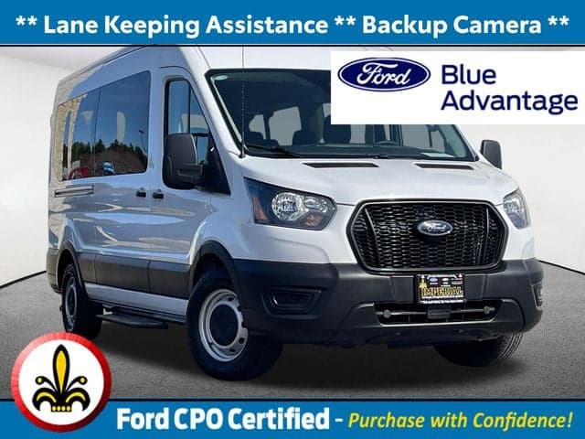Foto de 2023 Ford Transit-350 Passenger XL