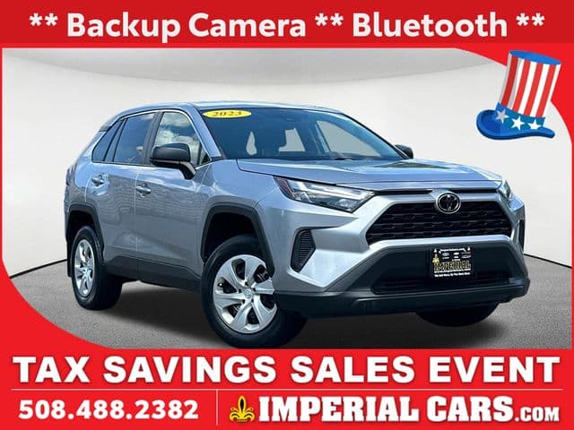 2023 Toyota RAV4 LE — photo 1 of 37