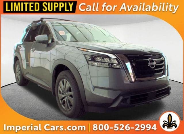 2024 Nissan Pathfinder SV — photo 1 of 9