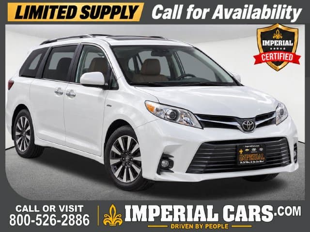 2020 Toyota Sienna XLE — photo 1 of 6