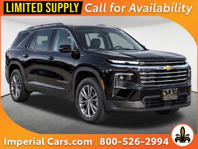 2024 Chevrolet Traverse AWD LT — photo 1 of 13