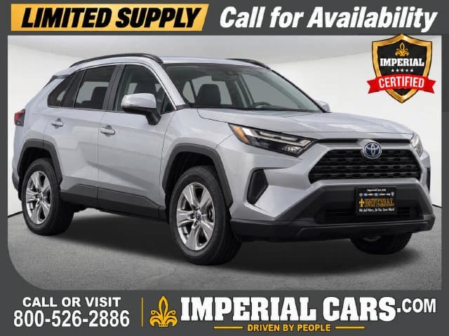 2025 Toyota RAV4 Base — photo 1 of 13