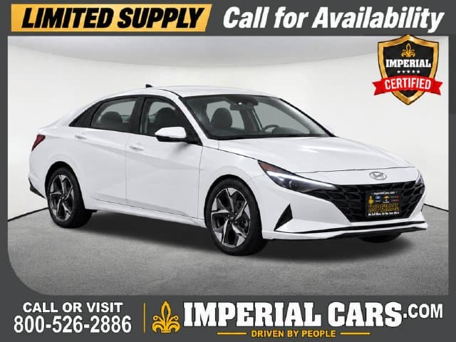 2023 Hyundai Elantra SEL — photo 1 of 13