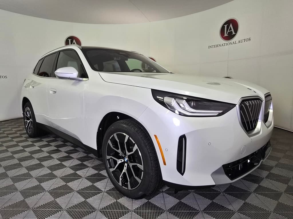 2026 BMW X3 30 xDrive — photo 1 of 34