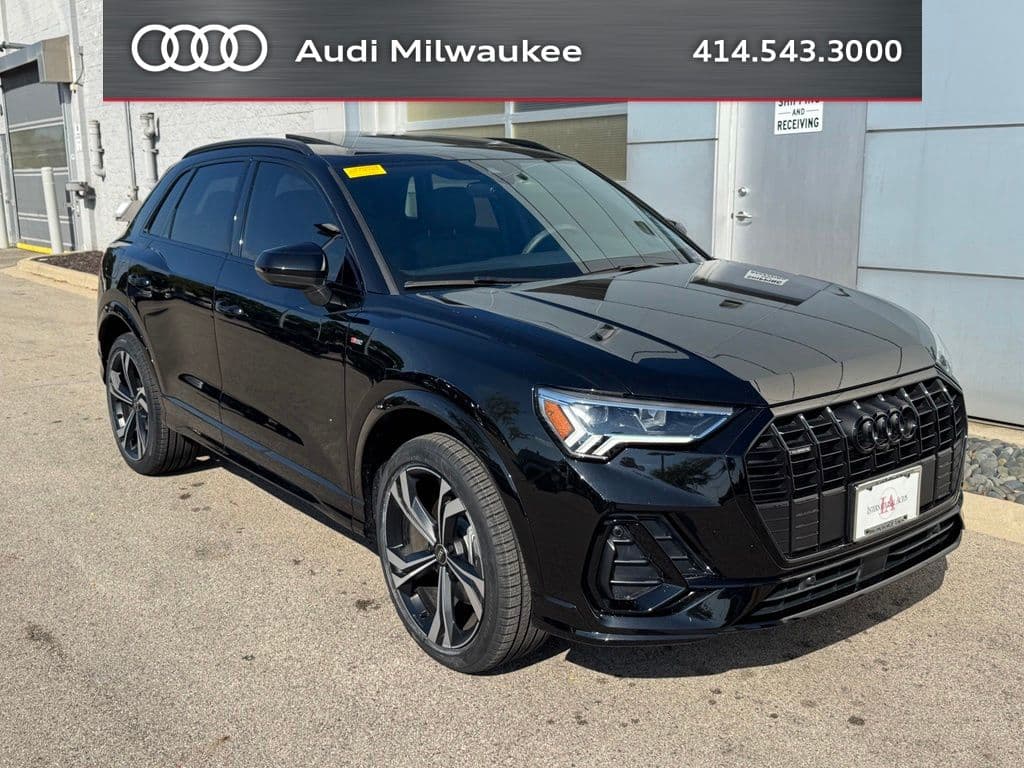 2023 Audi Q3 Premium Plus — photo 1 of 17