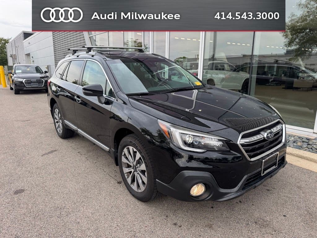 2018 Subaru Outback Base — photo 1 of 22