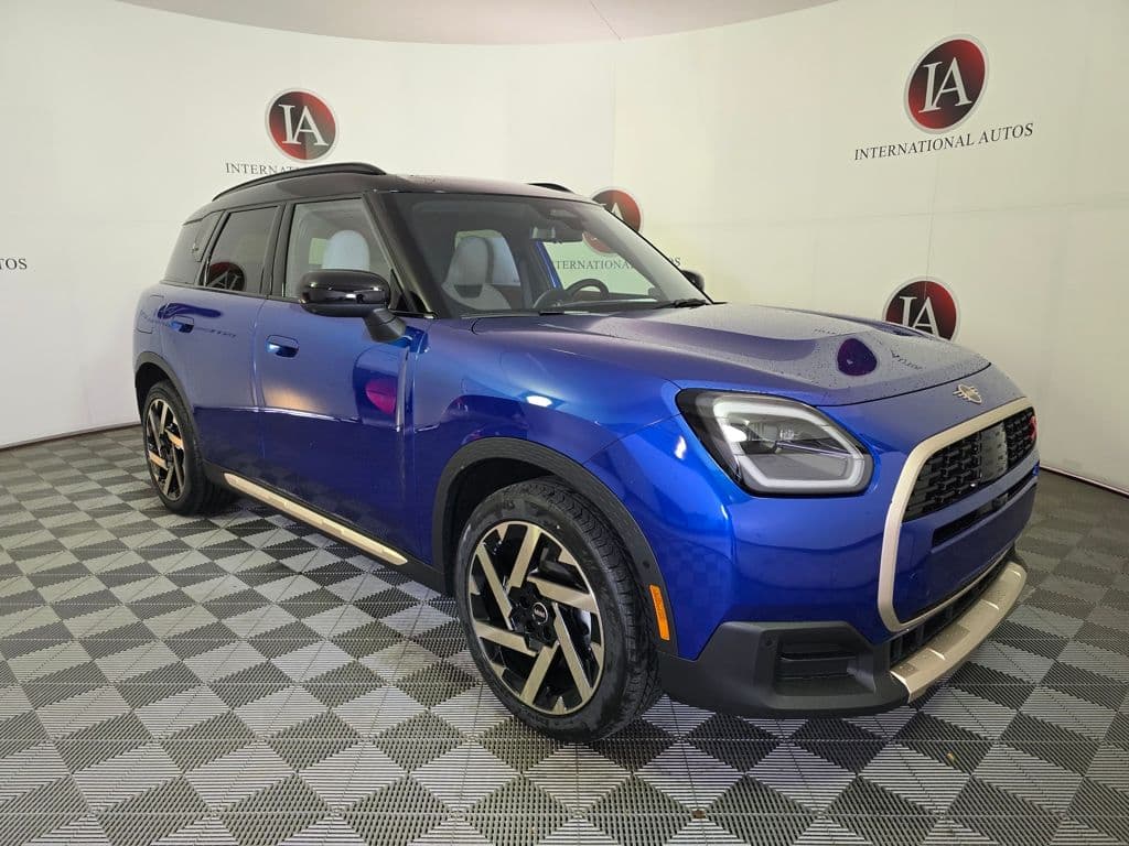 2026 Mini Countryman Base — photo 1 of 24