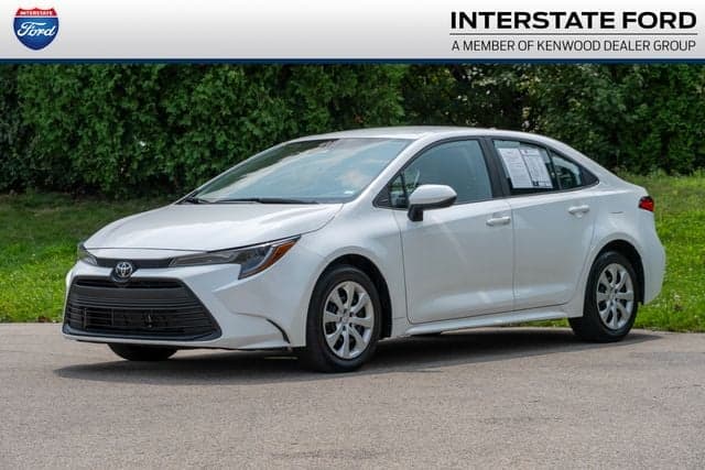 2024 Toyota Corolla LE — photo 1 of 52