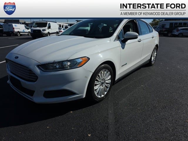 2016 Ford Fusion S Hybrid — photo 1 of 6