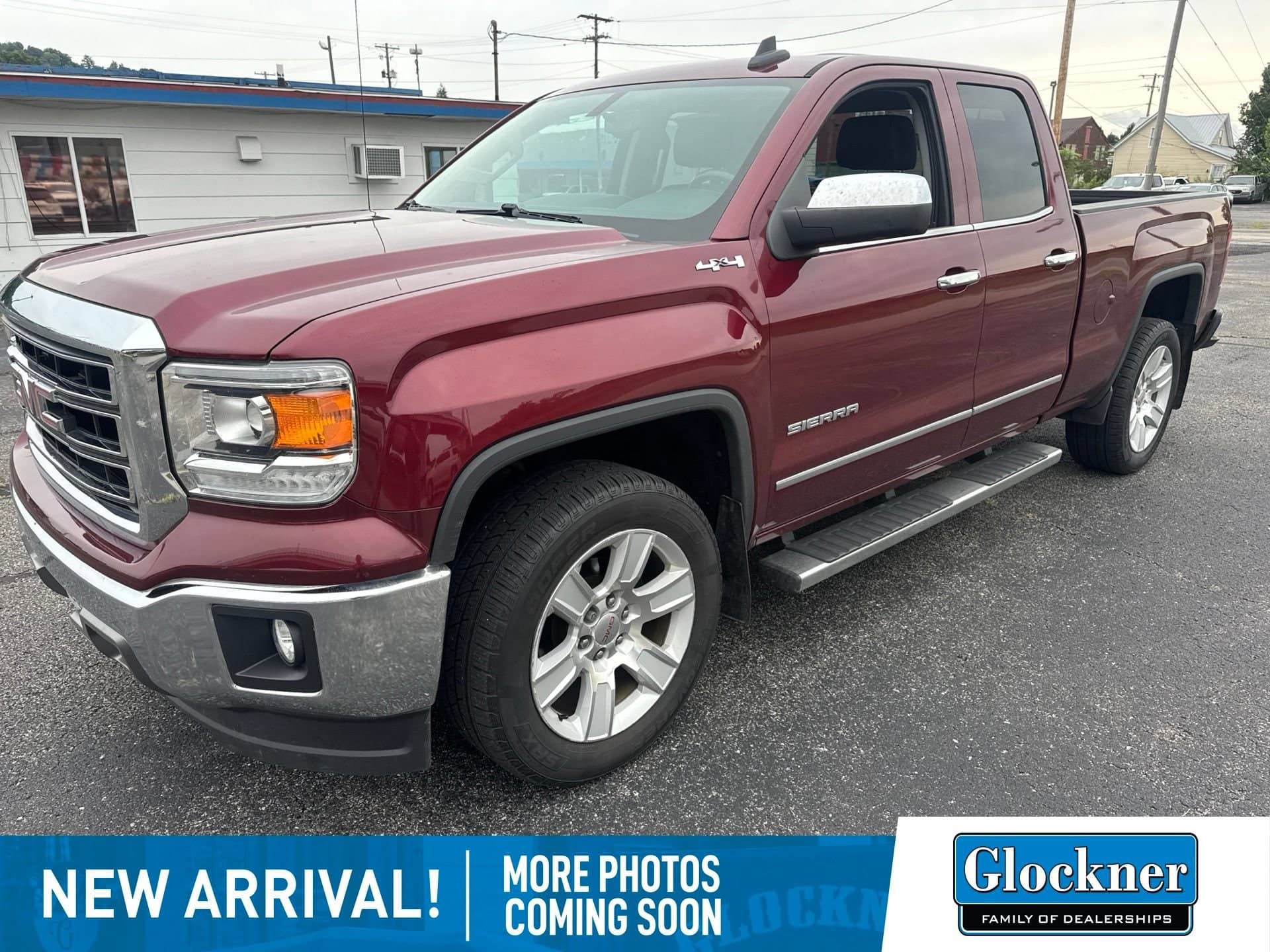 2015 GMC Sierra 1500 SLT — photo 1 of 10