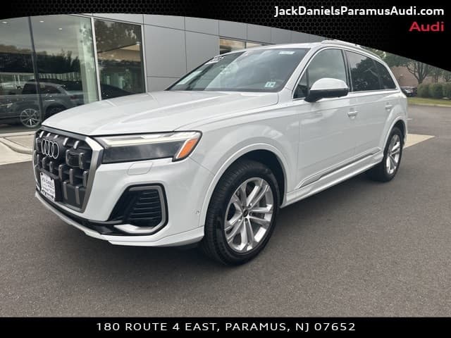 Foto de 2025 Audi Q7 45 Premium