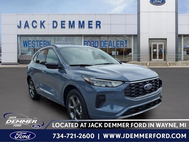 2024 Ford Escape ST-Line — photo 1 of 20