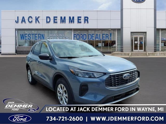 2023 Ford Escape Active — photo 1 of 21