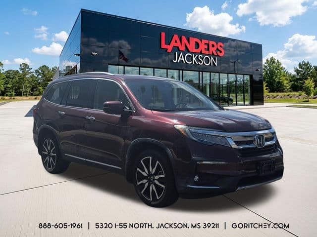 2021 Honda Pilot Touring — photo 1 of 24