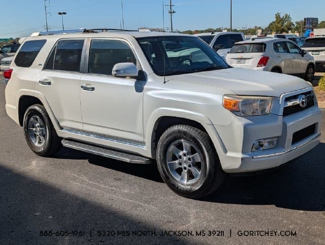 2013 Toyota 4Runner SR5 — photo 1 of 27