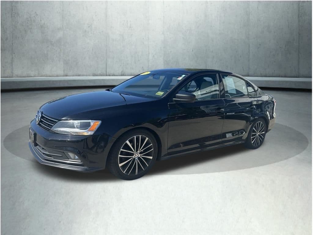 2015 Volkswagen Jetta Sedan 1.8T Sport — photo 1 of 9