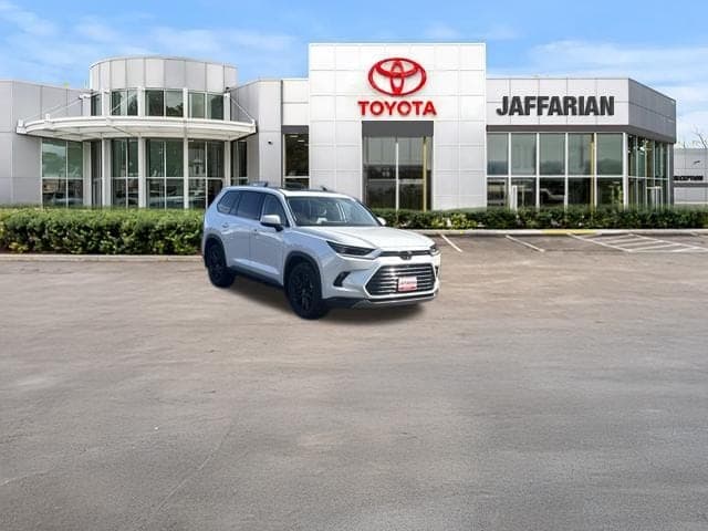 2026 Toyota Grand Highlander Limited — photo 1 of 12
