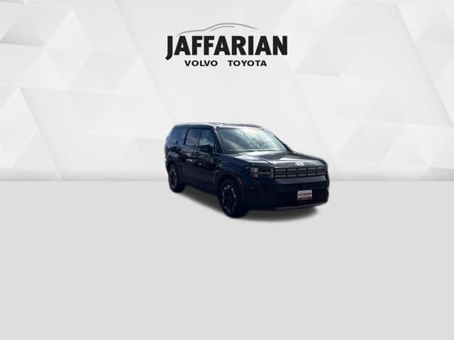 2025 Hyundai Santa Fe SE — photo 1 of 11