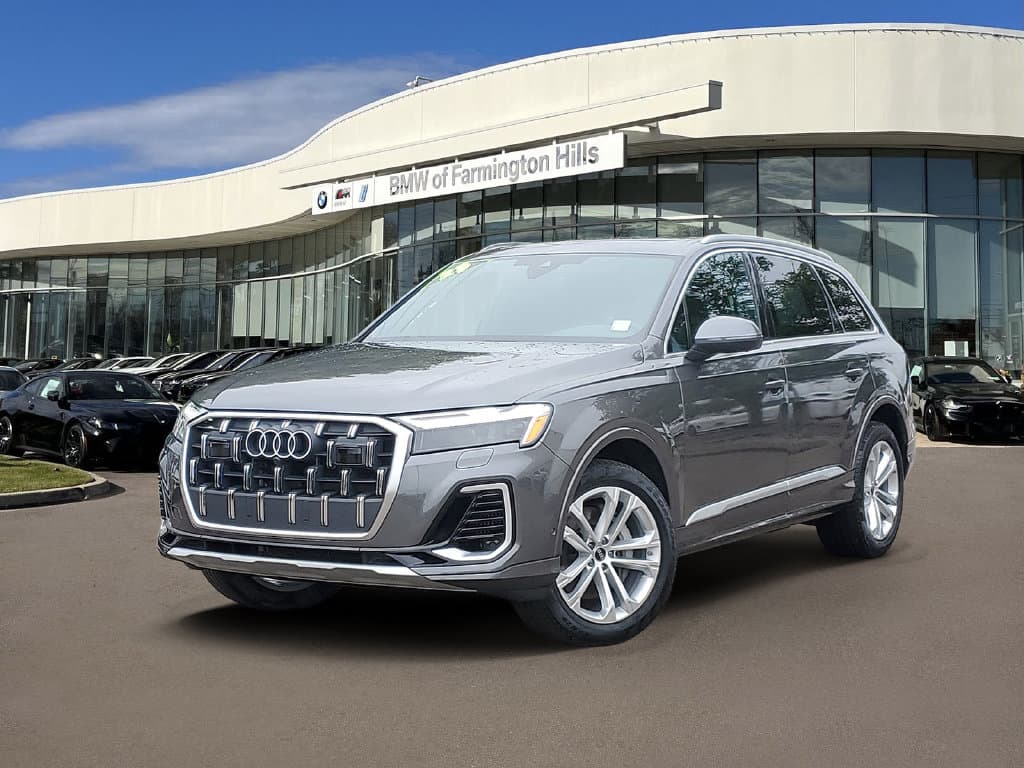 2025 Audi Q7 Base — photo 1 of 42