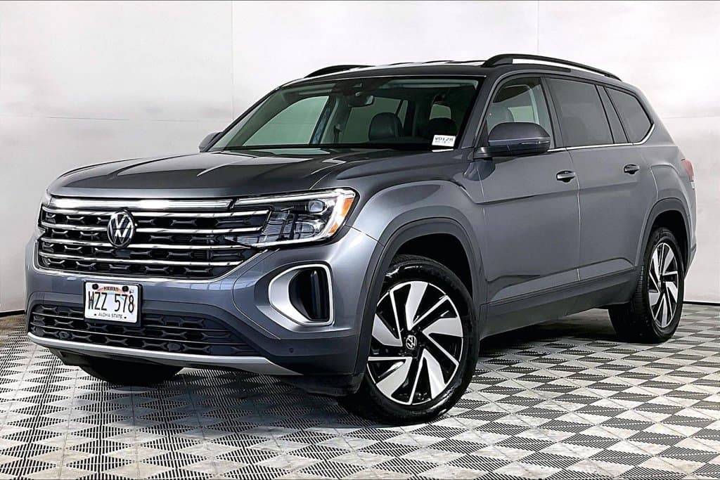 2024 Volkswagen Atlas 2.0T SE w/Technology — photo 1 of 33