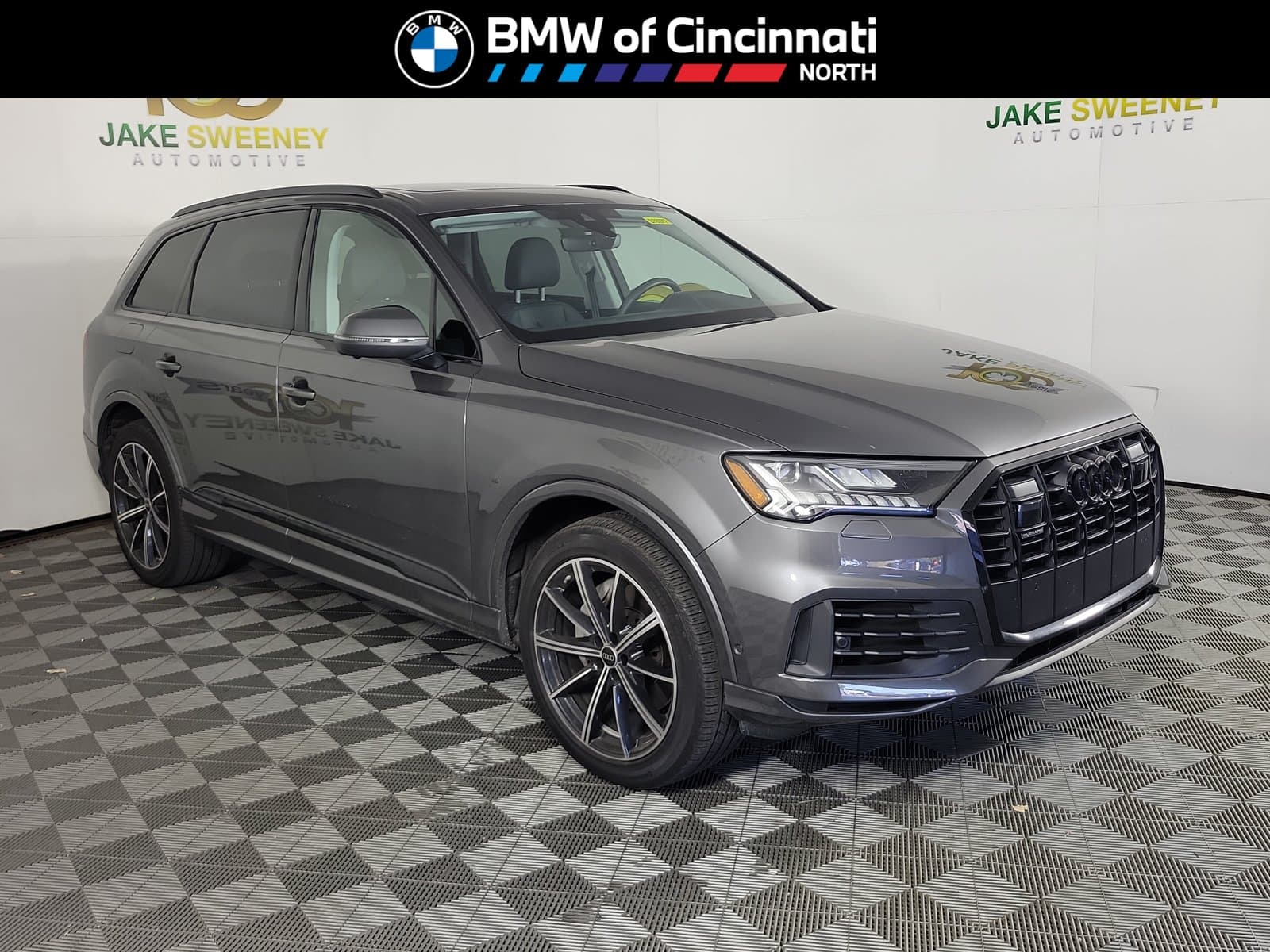 2023 Audi Q7 Premium Plus — photo 1 of 8