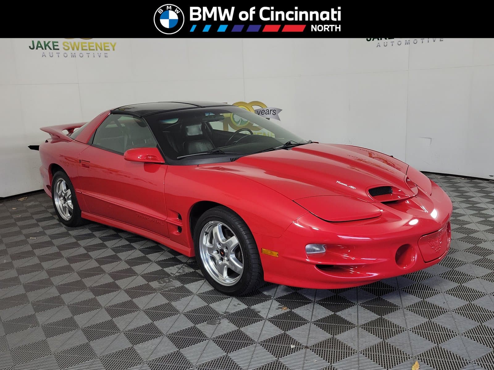 2002 Pontiac Firebird Trans Am — photo 1 of 8