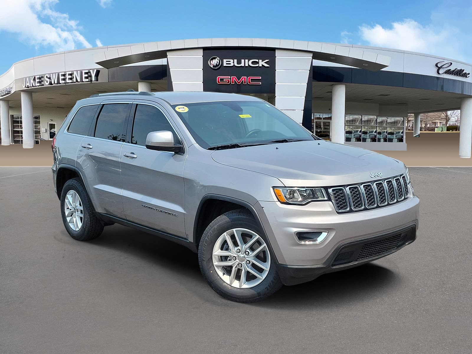 2018 Jeep Grand Cherokee Laredo E 4x4 — photo 1 of 32