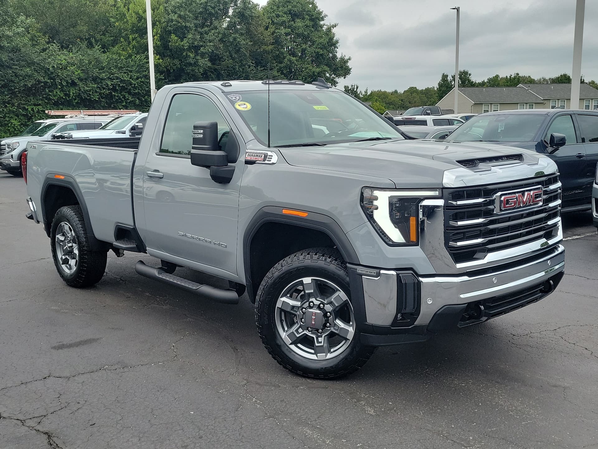 2025 GMC Sierra 2500HD SLE — photo 1 of 23
