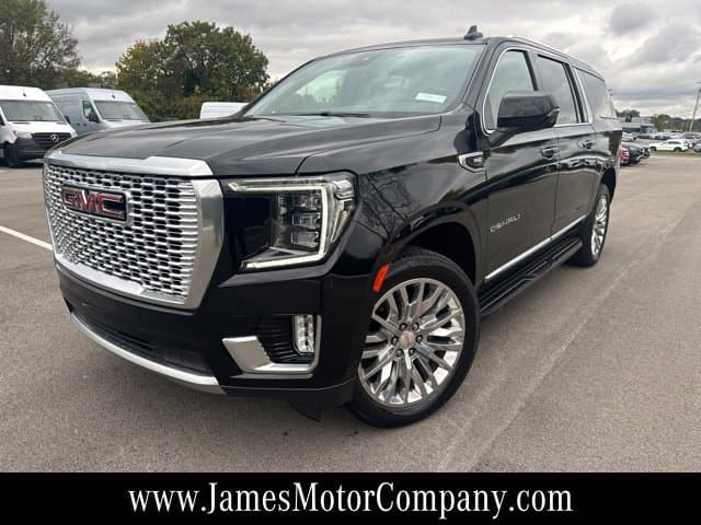 2024 GMC Yukon XL Denali — photo 1 of 20