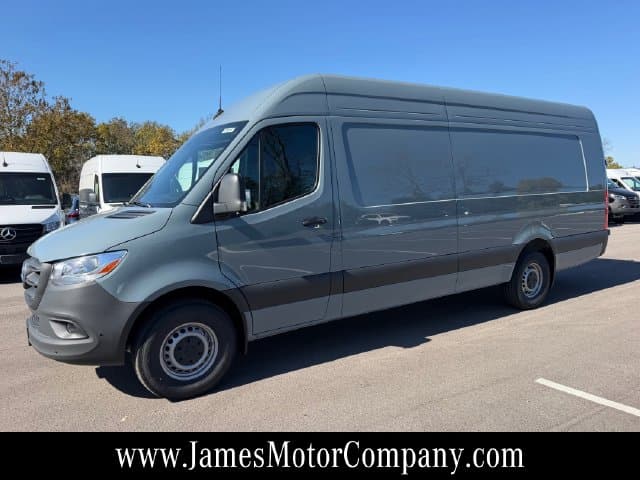 2027 Mercedes-Benz Sprinter Cargo Van Base — photo 1 of 16