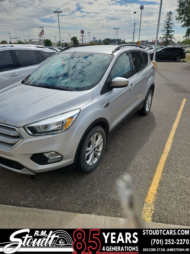 2018 Ford Escape SE — photo 1 of 3