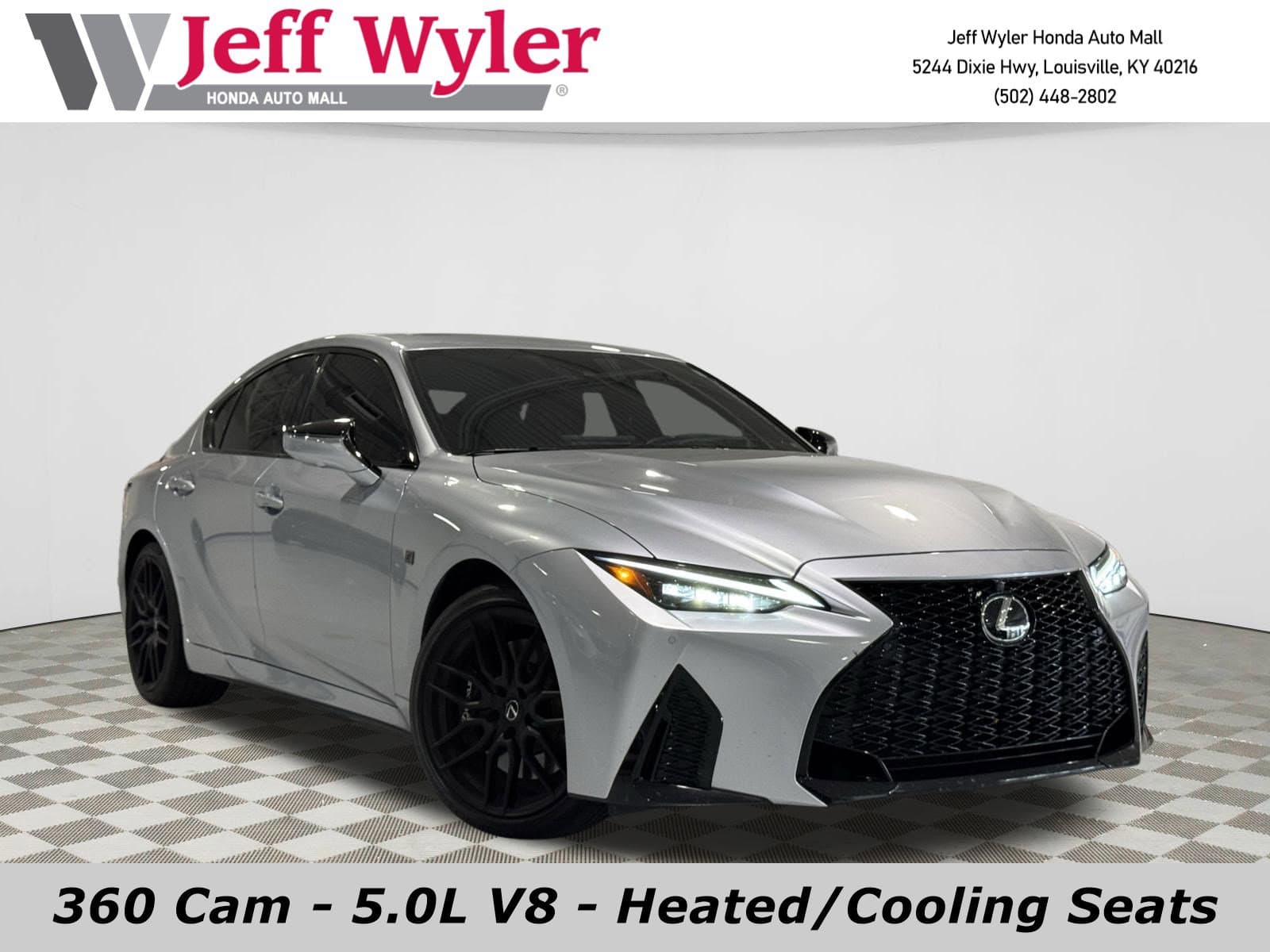Foto de 2023 Lexus IS 