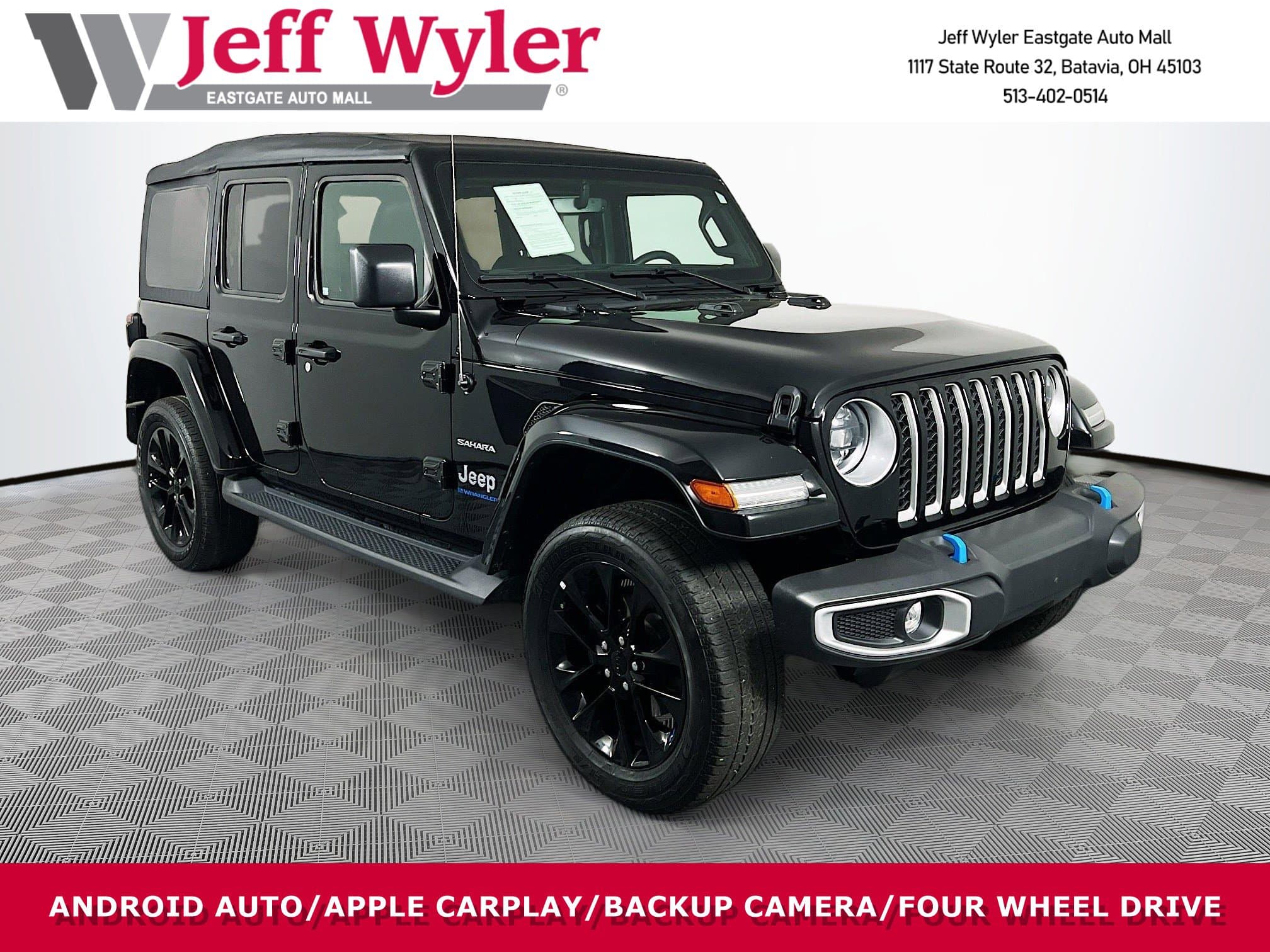 Foto de 2023 Jeep Wrangler 4xe Sahara
