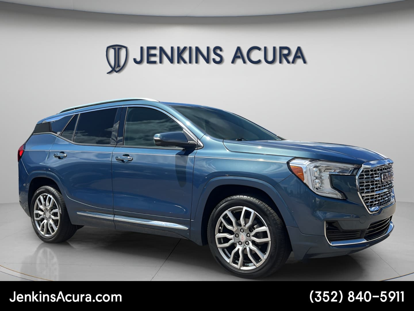 2024 GMC Terrain Denali — photo 1 of 28