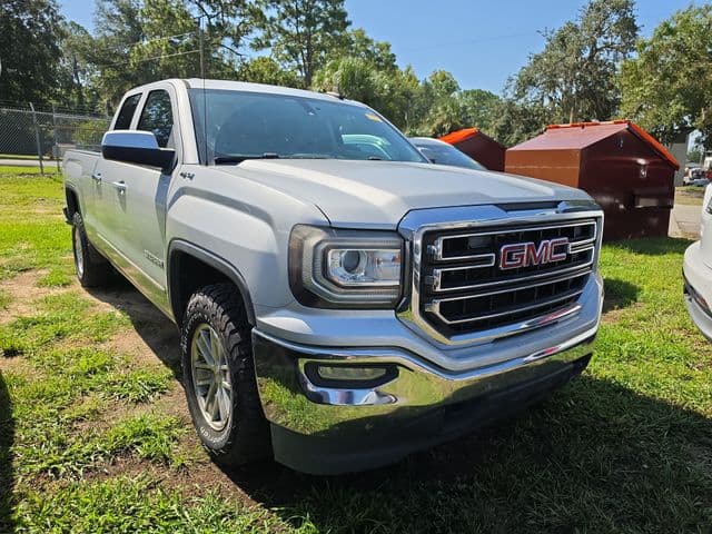 2016 GMC Sierra 1500 SLE — photo 1 of 11