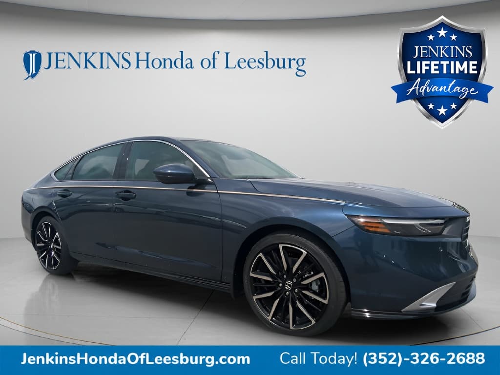 2026 Honda Accord Hybrid Touring — photo 1 of 30